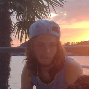 Meet your Posher, Damien